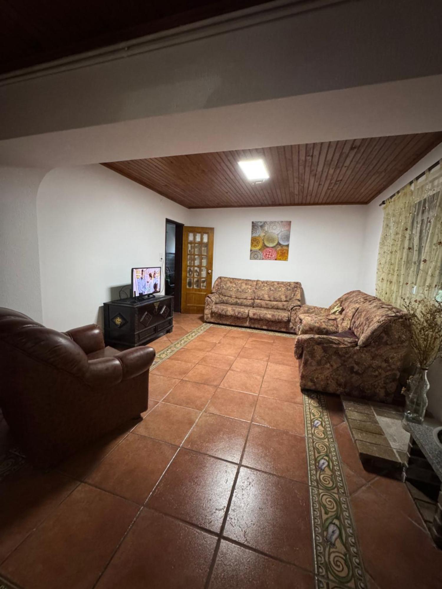 Ostello House Mariona Caminha Esterno foto
